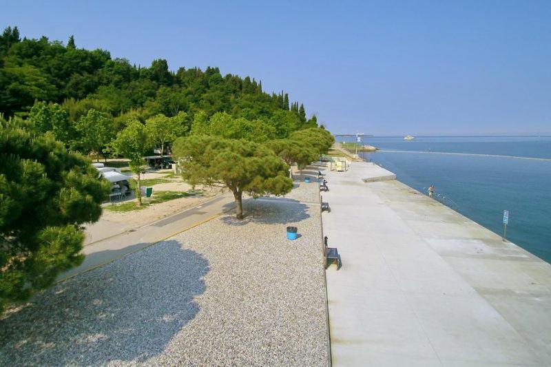 Apartments Zimerman Порторож Екстер'єр фото